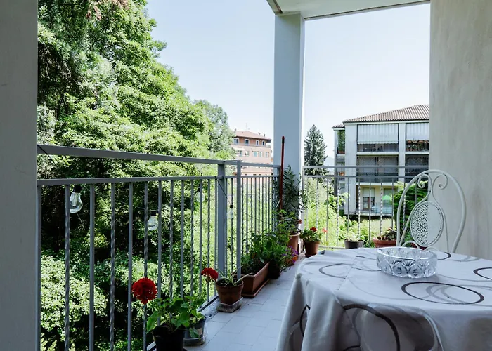 Cozy Art Appartement Meina